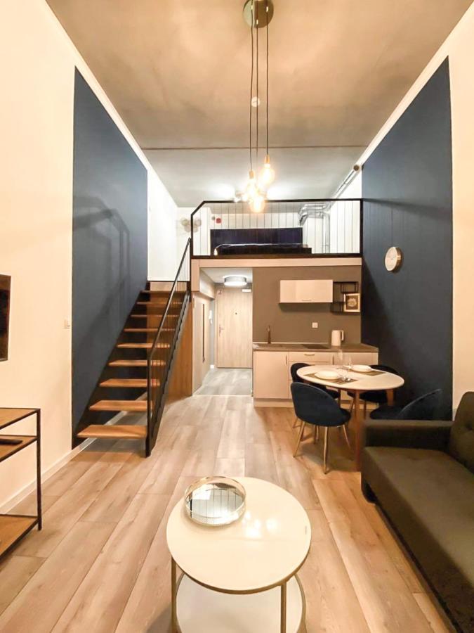 Airport Apartment Breslavia Esterno foto