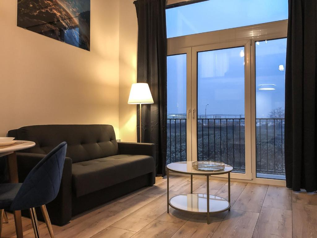 Airport Apartment Breslavia Esterno foto